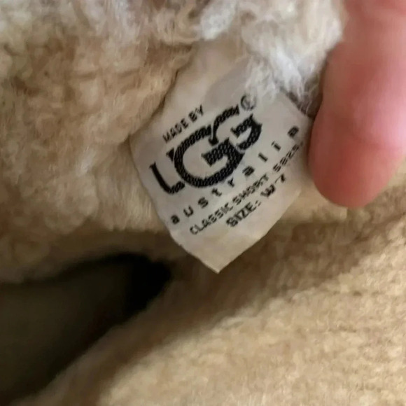 UGG  suede leather boots - Picture 5 of 6